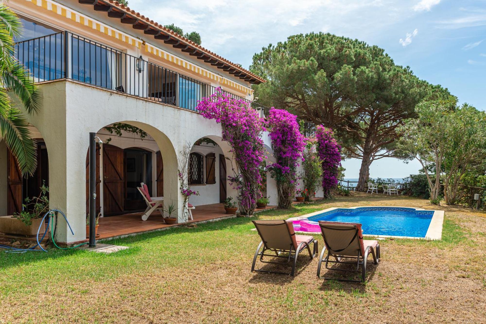 Villa Vista Bonita 5 Rooms Lloret de Mar Buitenkant foto